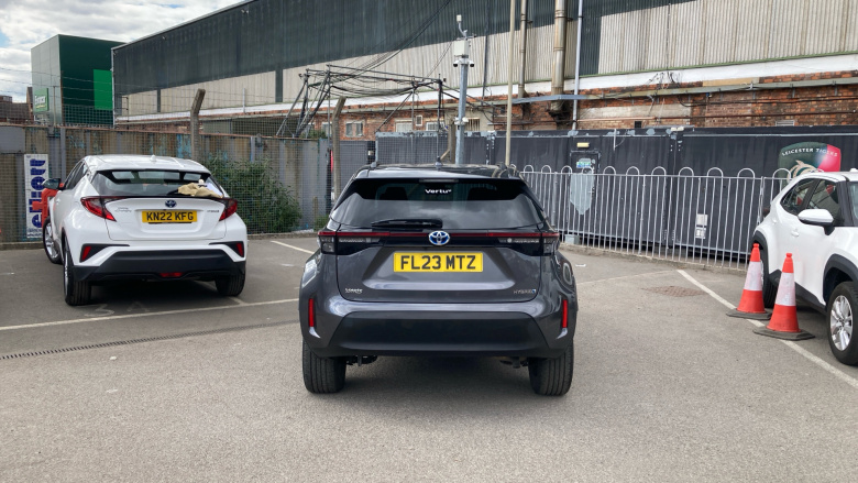 Toyota Yaris Cross 1.5 Hybrid Design 5dr CVT Hybrid Estate